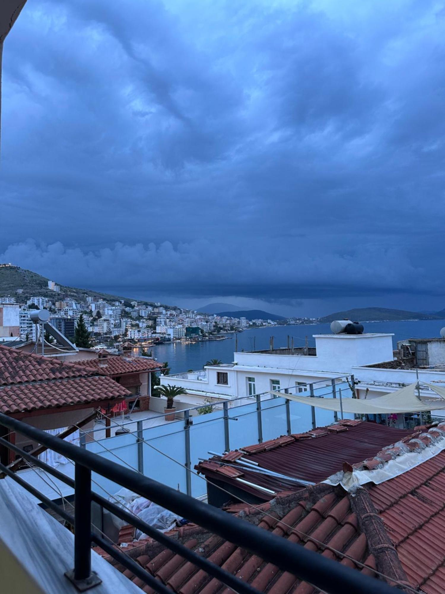 City Center Apartment Saranda Exterior photo